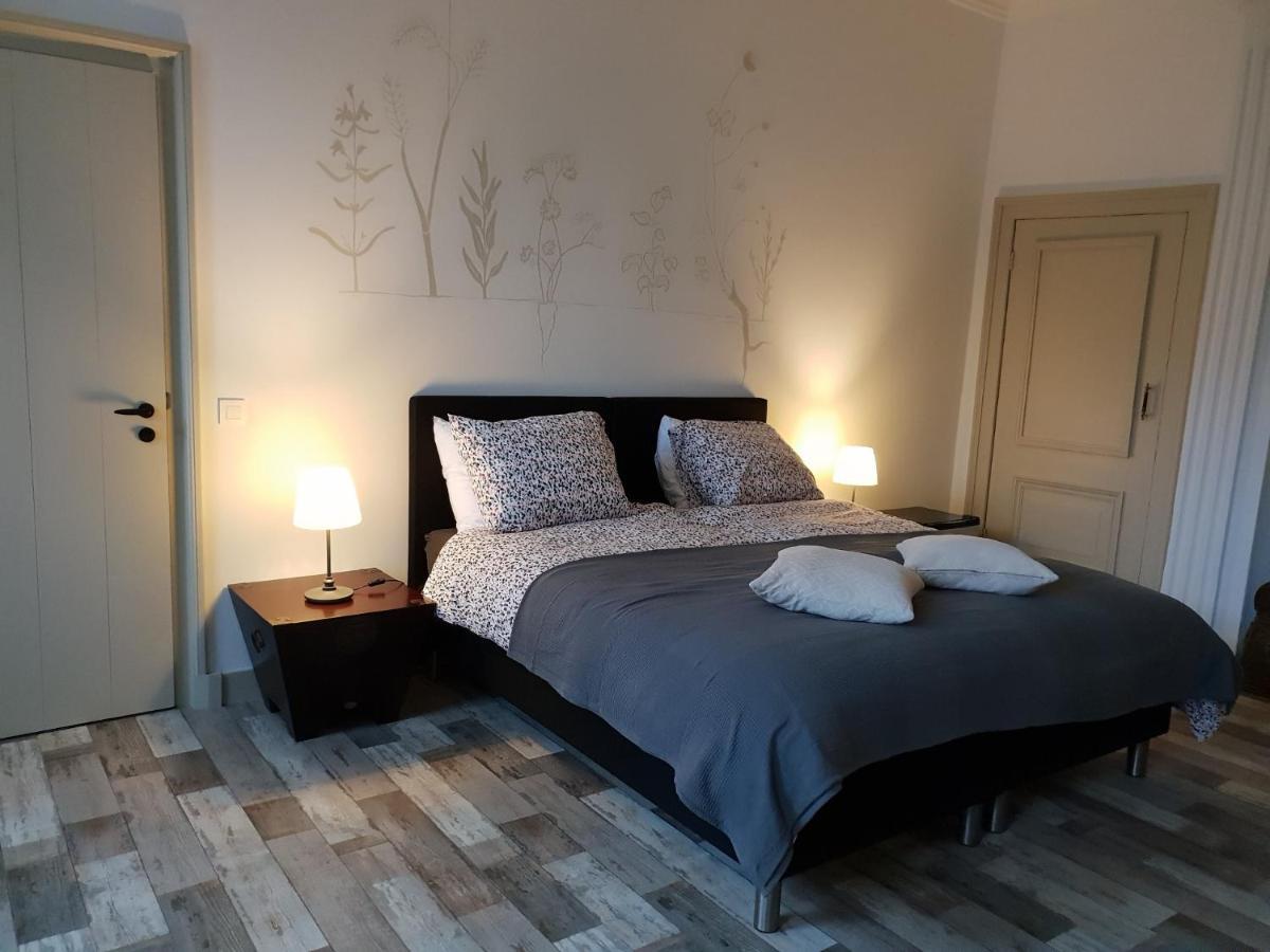 Bed & Breakfast Huis Sevenaer Zevenaar Exterior photo