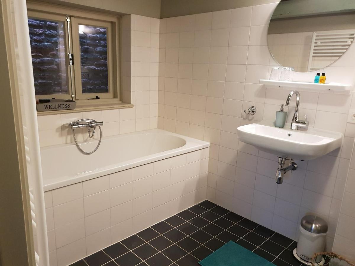 Bed & Breakfast Huis Sevenaer Zevenaar Exterior photo