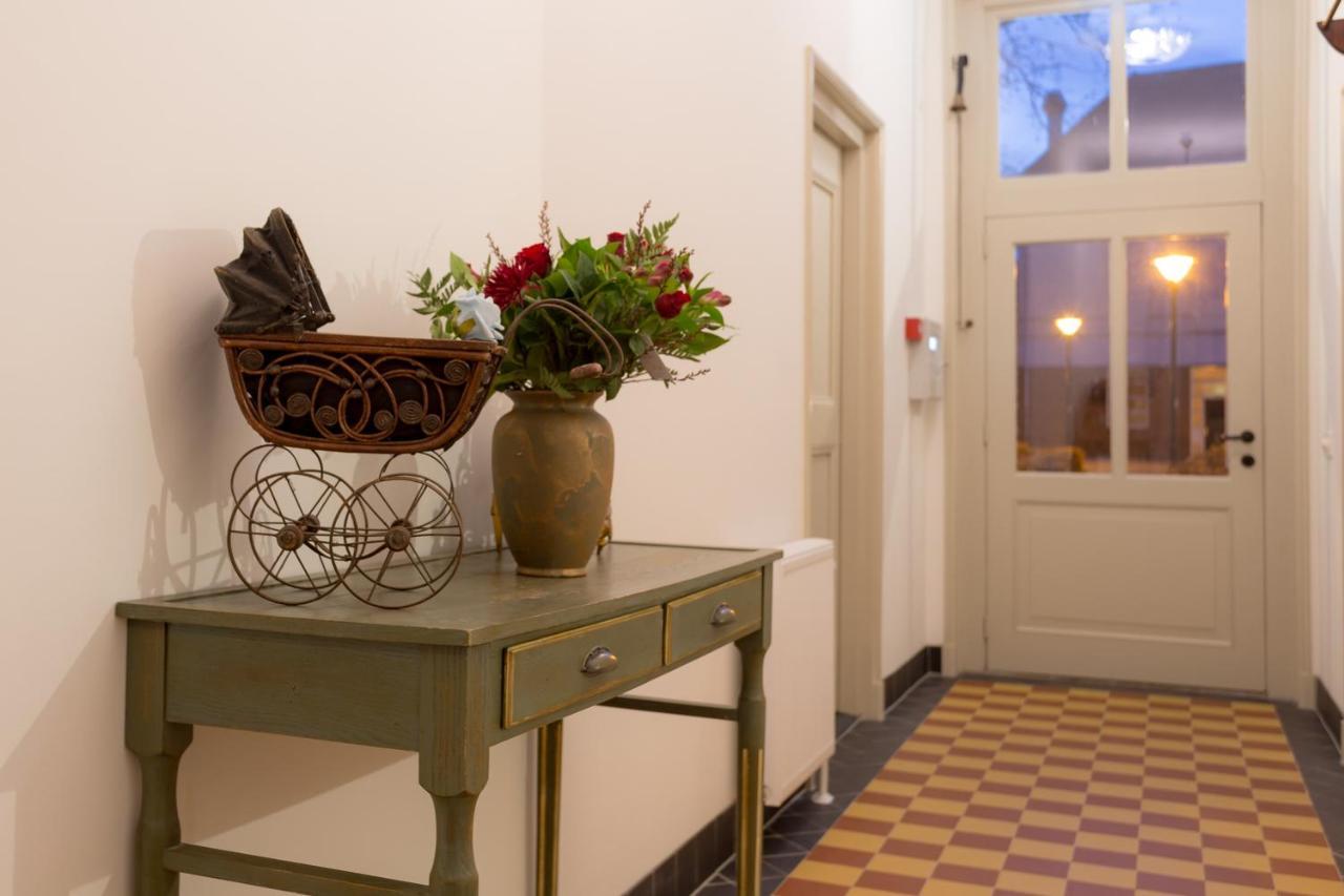 Bed & Breakfast Huis Sevenaer Zevenaar Exterior photo